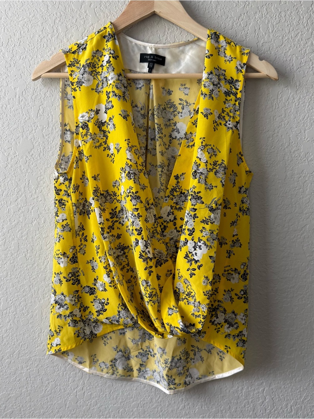 rag‎ & bone Yellow Floral Wrap-Front Sleeveless Top
